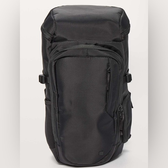Lululemon Room To Roam Backpack *23L - Black - Picture 2 of 6